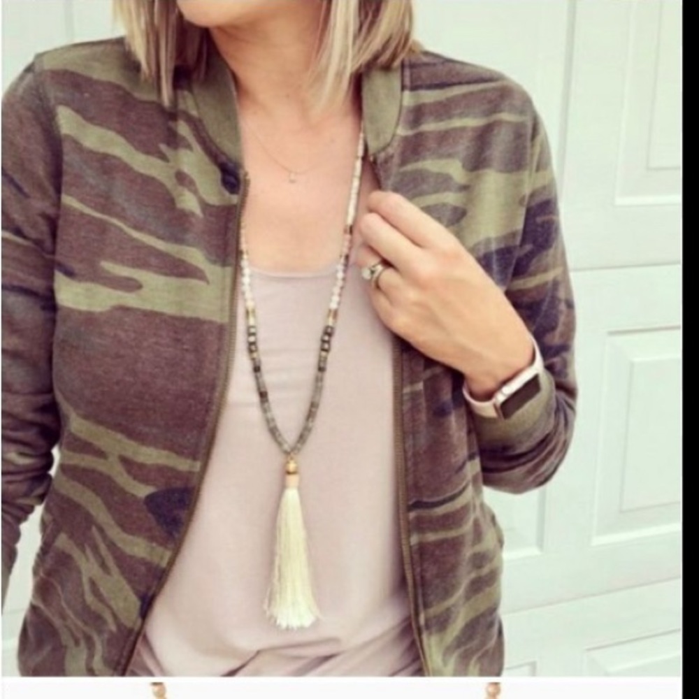 Stella and Dot Antonia